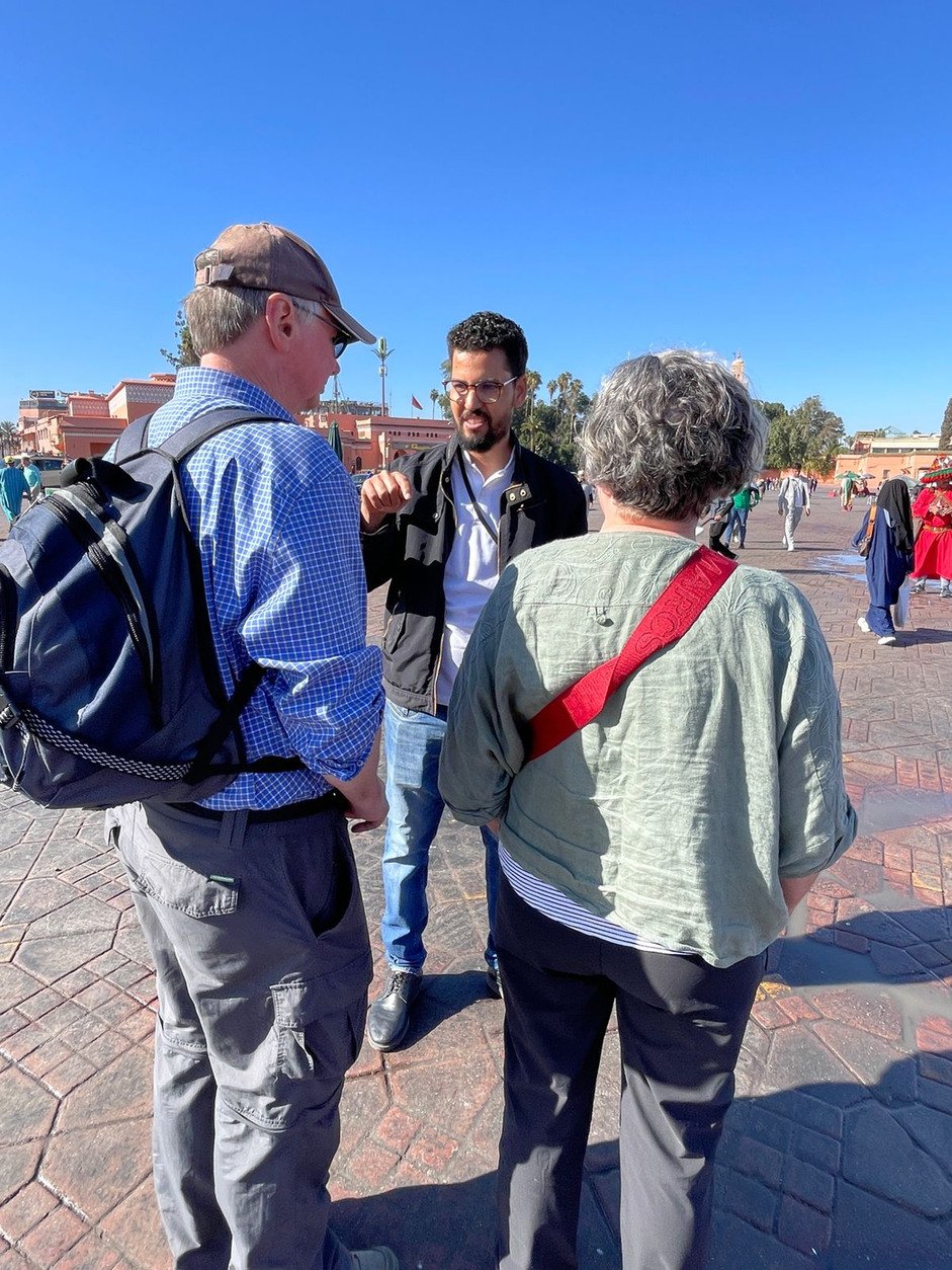 Explaining medina architecture, zellige tilework, and cultural traditions to guests
